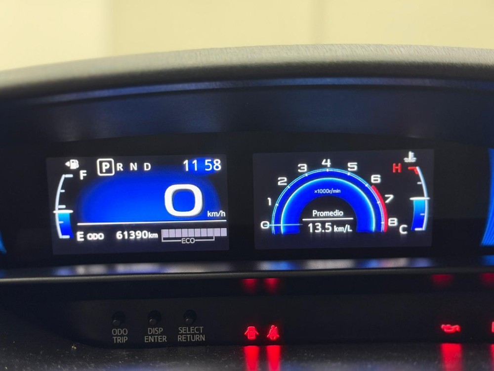 Toyota Etios XLS — foto 12